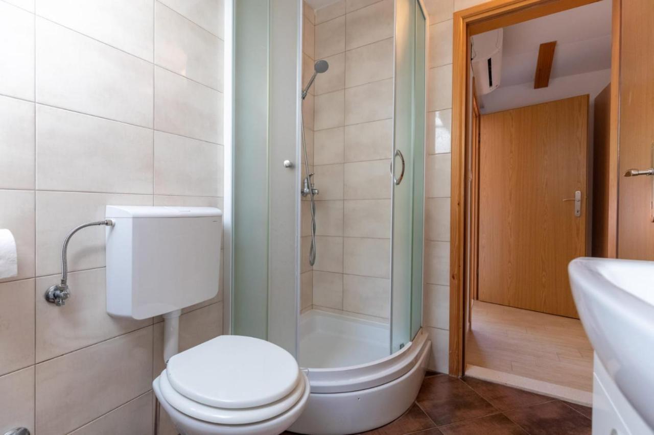 Emily Apartment Sudurad ภายนอก รูปภาพ